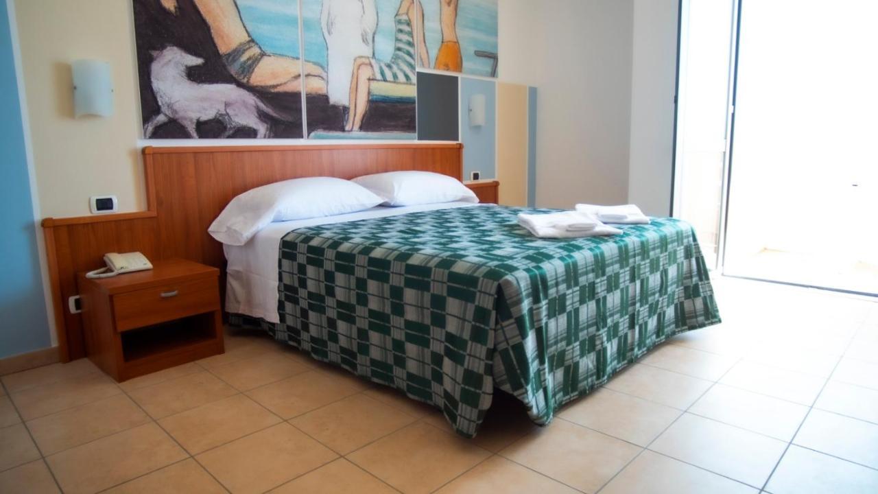 Hotel Royal Giulianova Kültér fotó