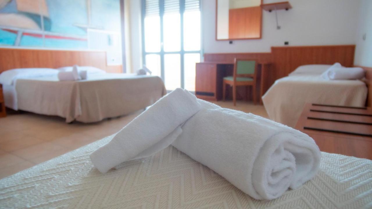Hotel Royal Giulianova Kültér fotó