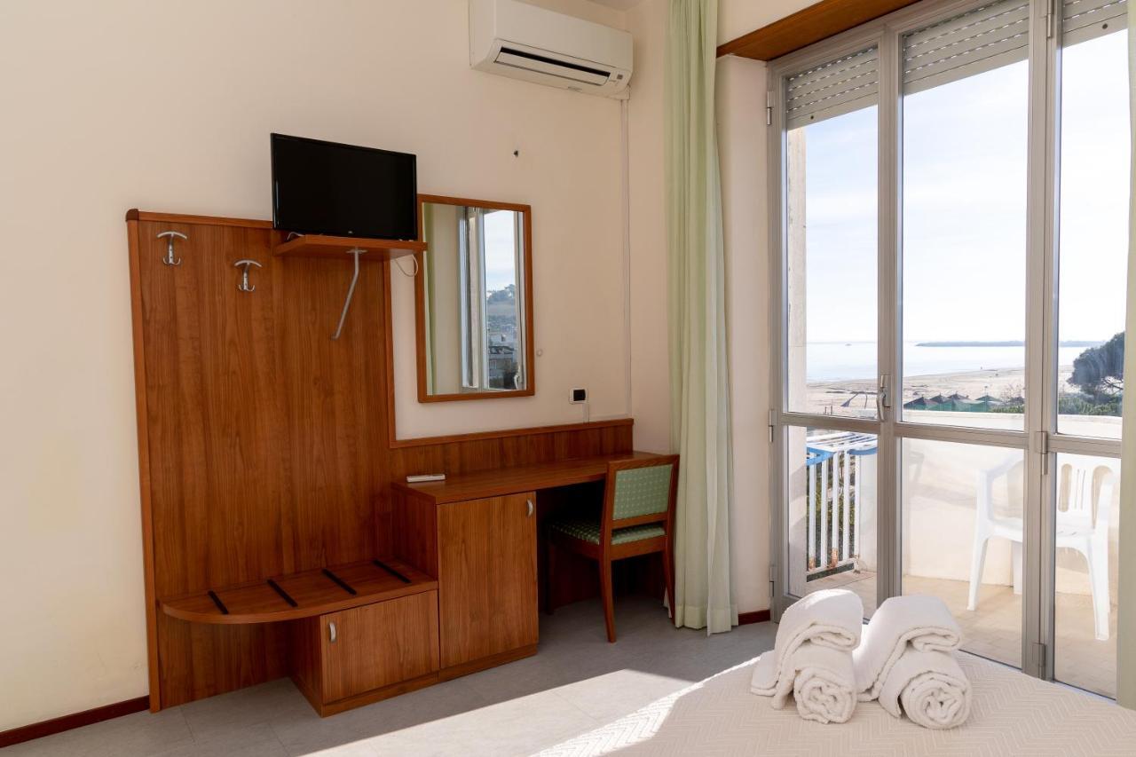 Hotel Royal Giulianova Kültér fotó