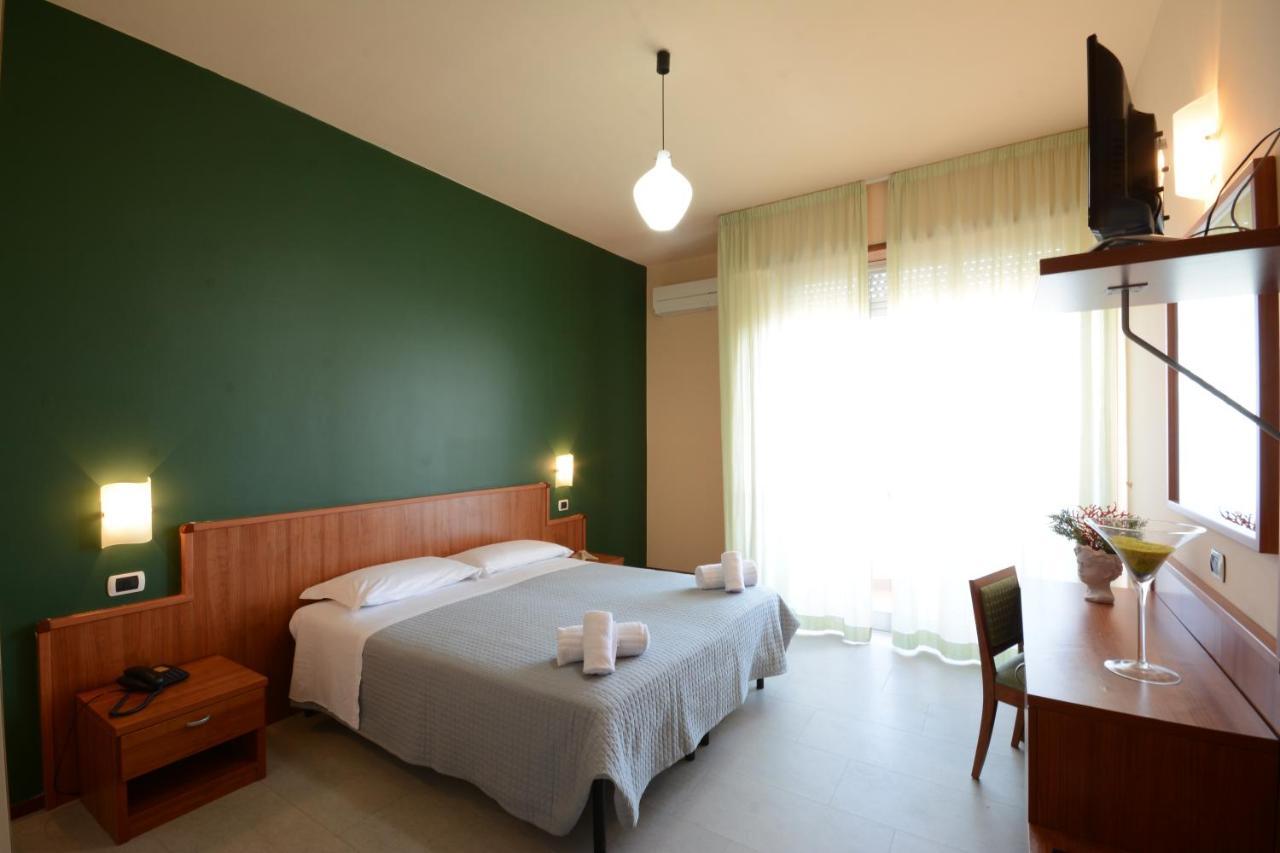 Hotel Royal Giulianova Kültér fotó